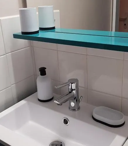 3 Etoiles - 1 Les Becs Daire *